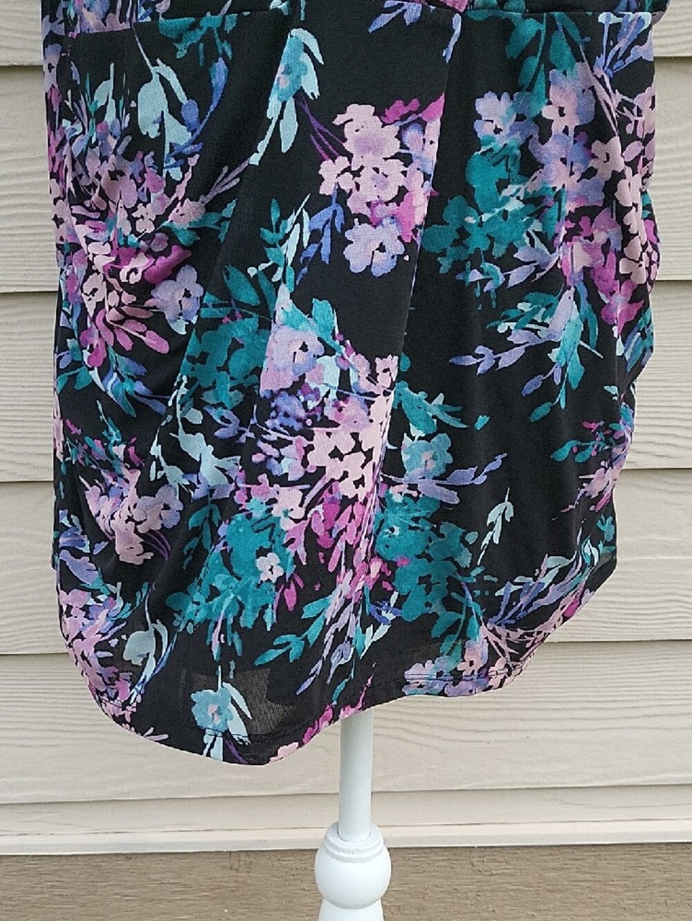 Torrid Black Floral Tunic Size 4 (4X) Teal Purple V-Neck Flutter Sleeve - Picture 6 of 13